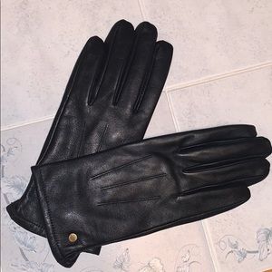 Michael Kors leather gloves